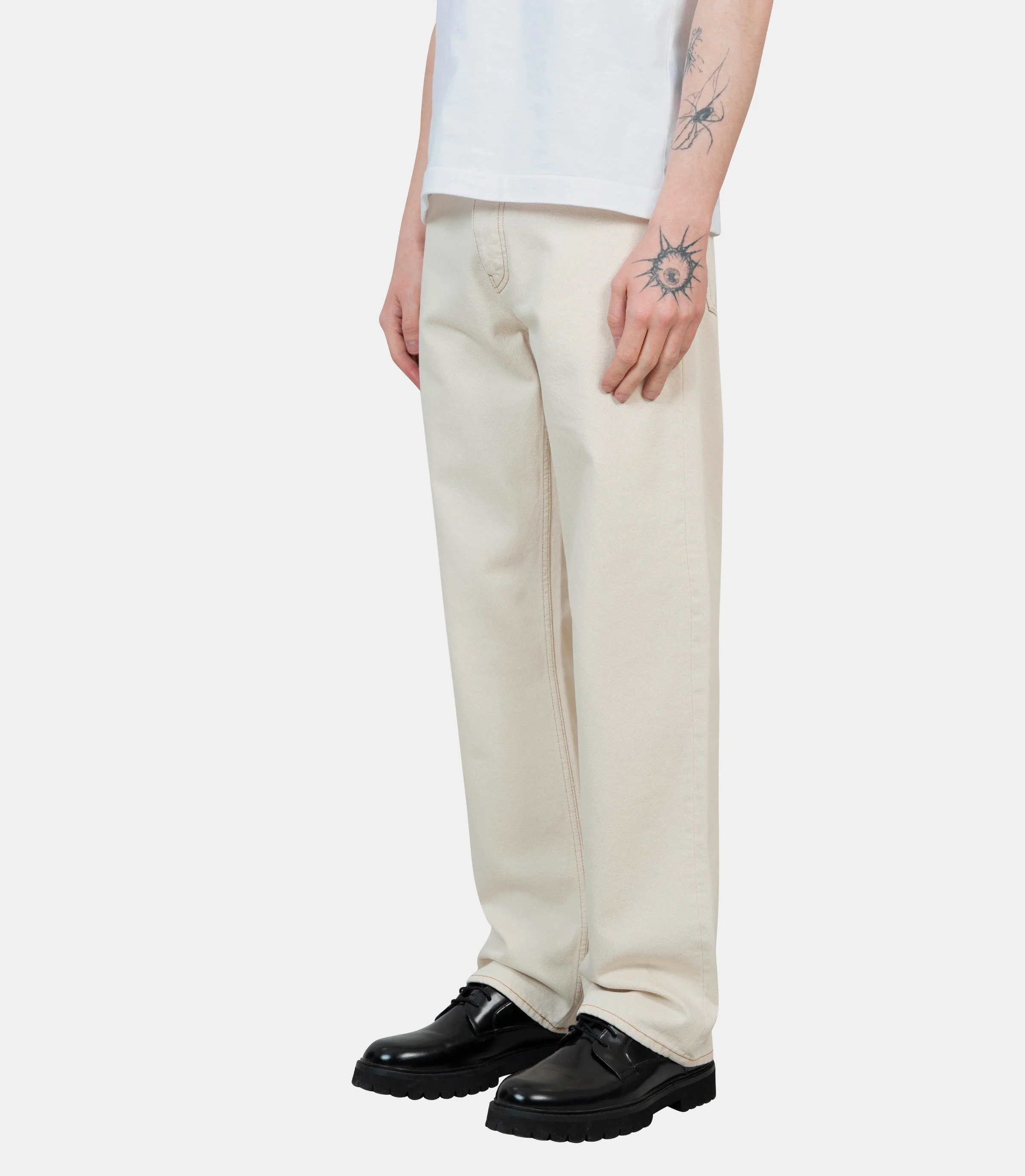 Jean loose