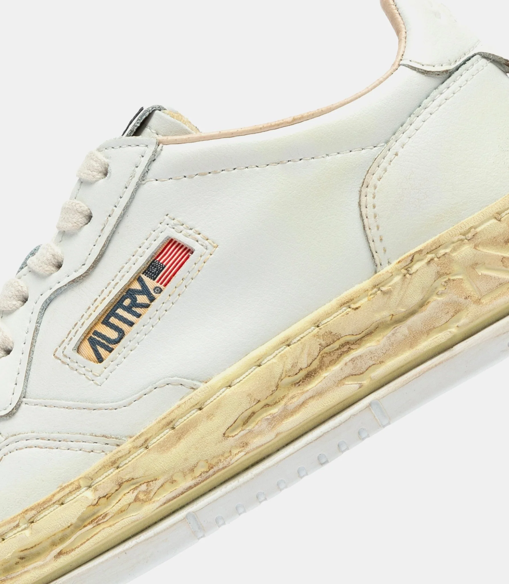 Medalist super vintage low x maison mihara yasuhiro - Image 6